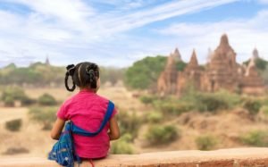 girl-watching-horizon